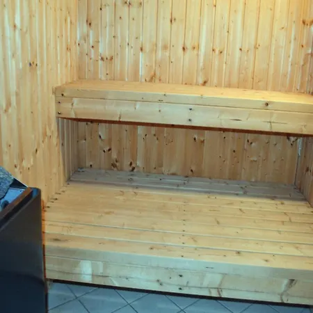 Semesterbostad Amazing In With Sauna